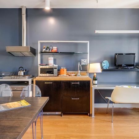Piazza Santa Croce Design Apartment With Balcony フィレンツェ エクステリア 写真