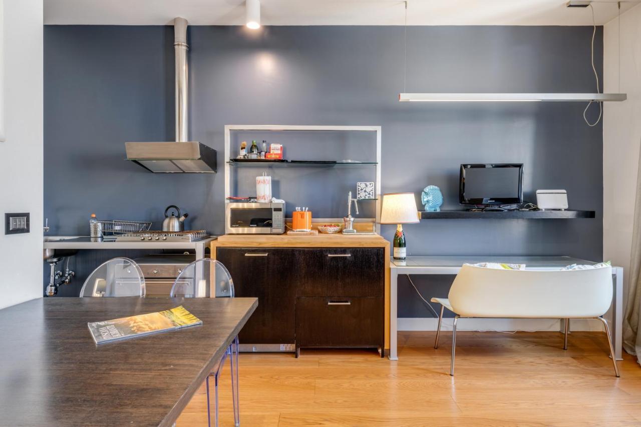 Piazza Santa Croce Design Apartment With Balcony フィレンツェ エクステリア 写真