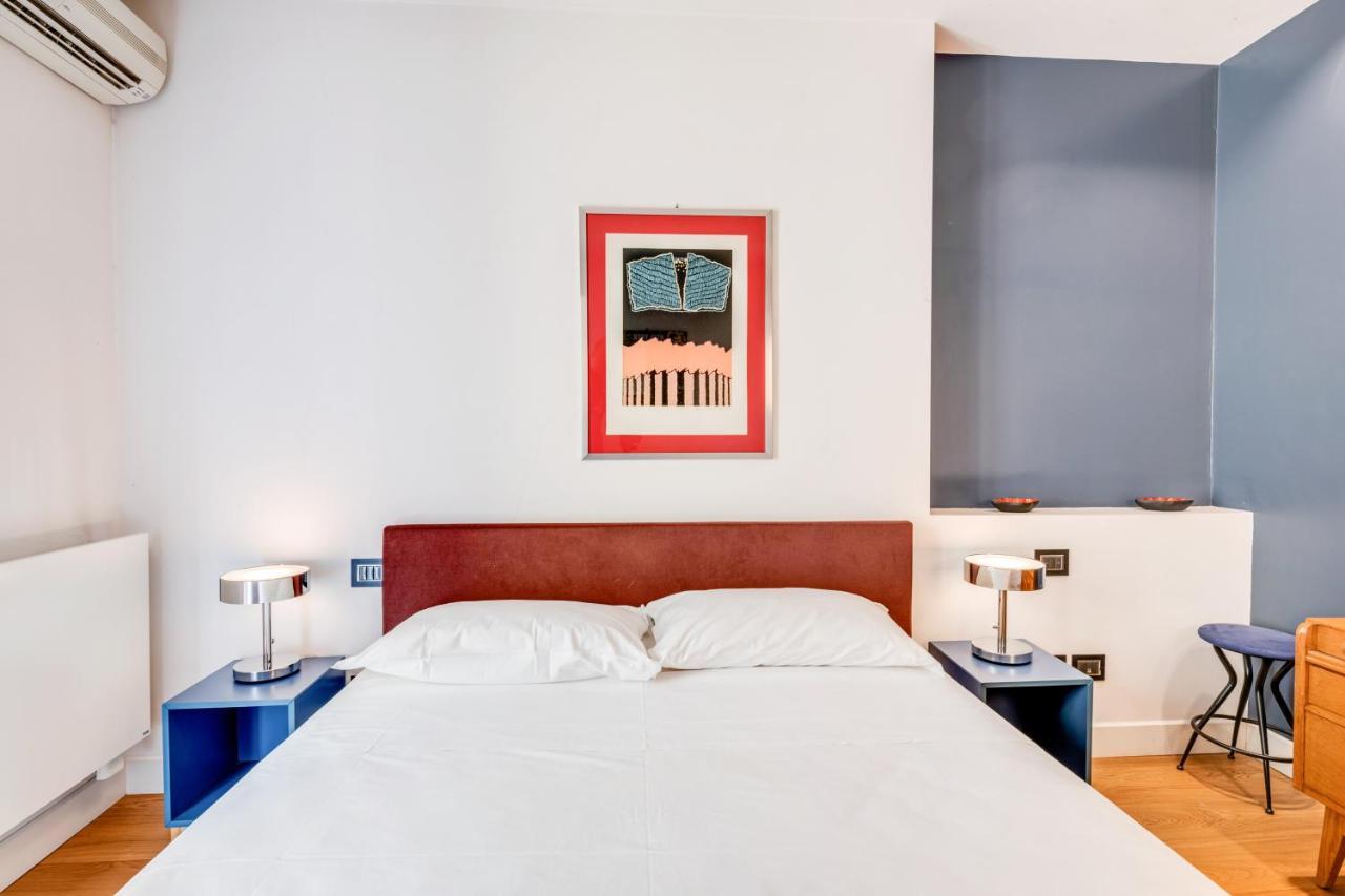 Piazza Santa Croce Design Apartment With Balcony フィレンツェ エクステリア 写真
