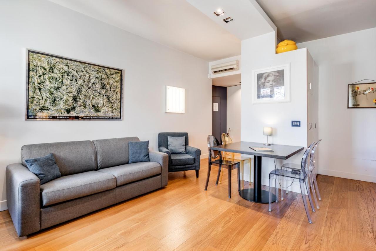 Piazza Santa Croce Design Apartment With Balcony フィレンツェ エクステリア 写真