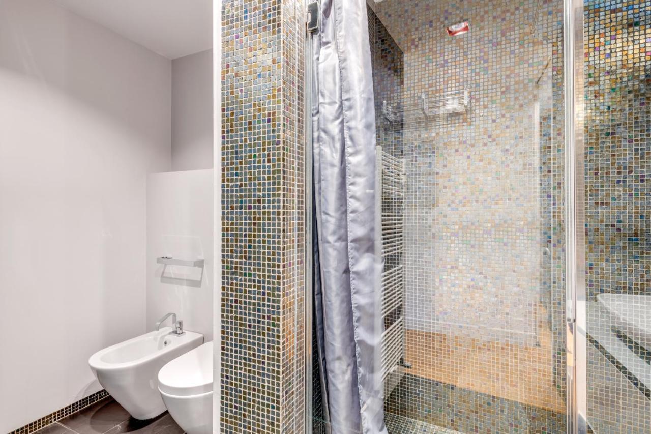 Piazza Santa Croce Design Apartment With Balcony フィレンツェ エクステリア 写真
